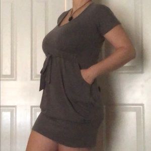 Gray dress with pockets
